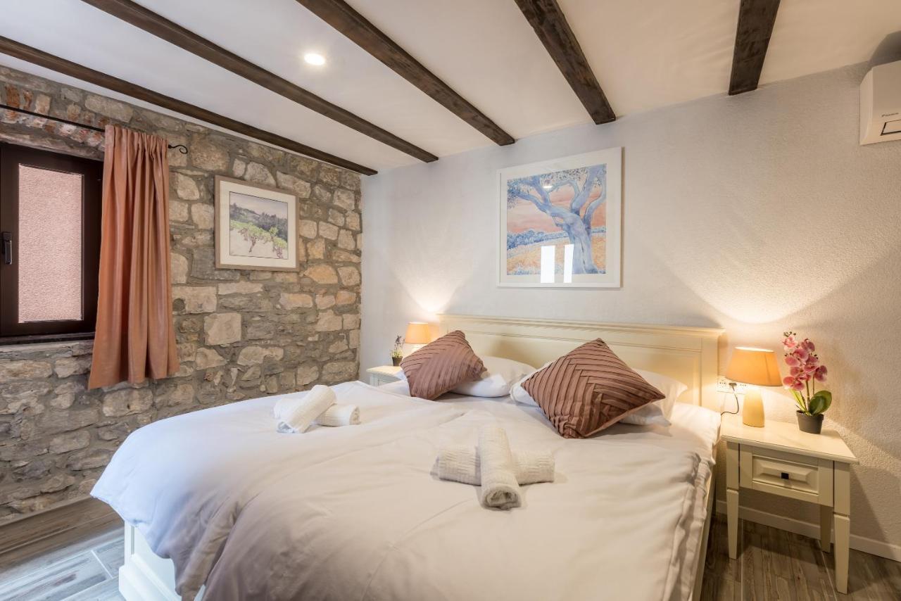سبليت Old Town B&B Rooms Matusko المظهر الخارجي الصورة