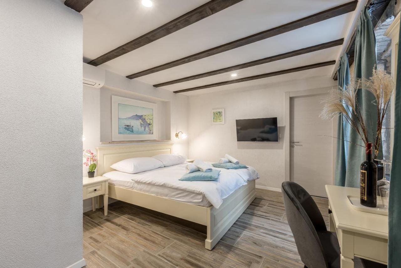 سبليت Old Town B&B Rooms Matusko المظهر الخارجي الصورة